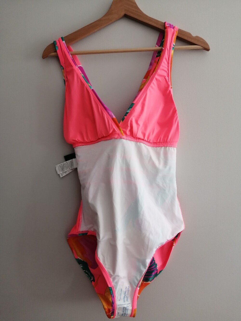 NWOT La Blanca Isla Del Sol Vibrant Multi-Strap One Piece Swim Bathing Suit 10 - Picture 9 of 16